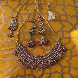 Elegant Red and Gold Jewelry Set